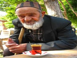 Nüfus yaşlandıkça kanser vakası da artıyor